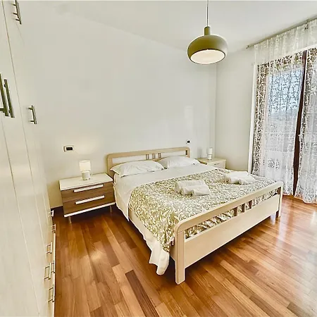 Apartament A 2 Passi Dal Mare Con Terrazza - 4 Posti Letto *