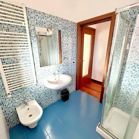 Apartament A 2 Passi Dal Mare Con Terrazza - 4 Posti Letto